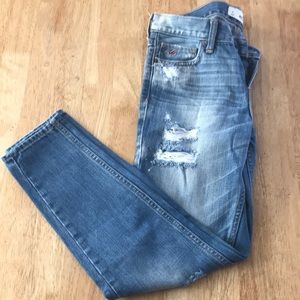 Ripped skinny jeans